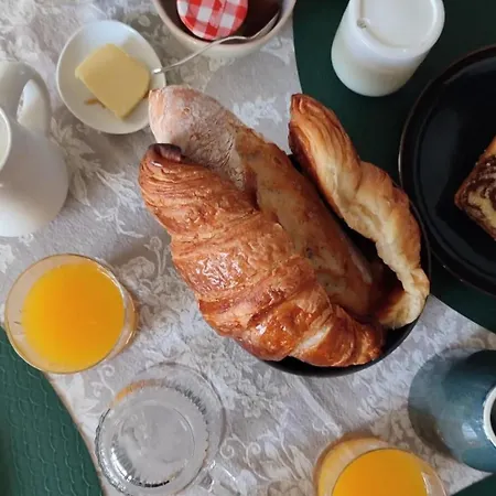 Alojamento de Acomodação e Pequeno-almoço Le Manoir De La Beslière - Et D'hôtes