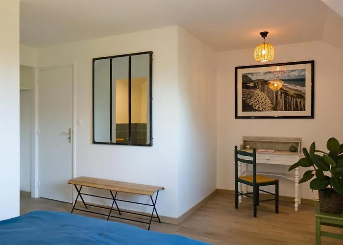 Le Manoir De La Beslière